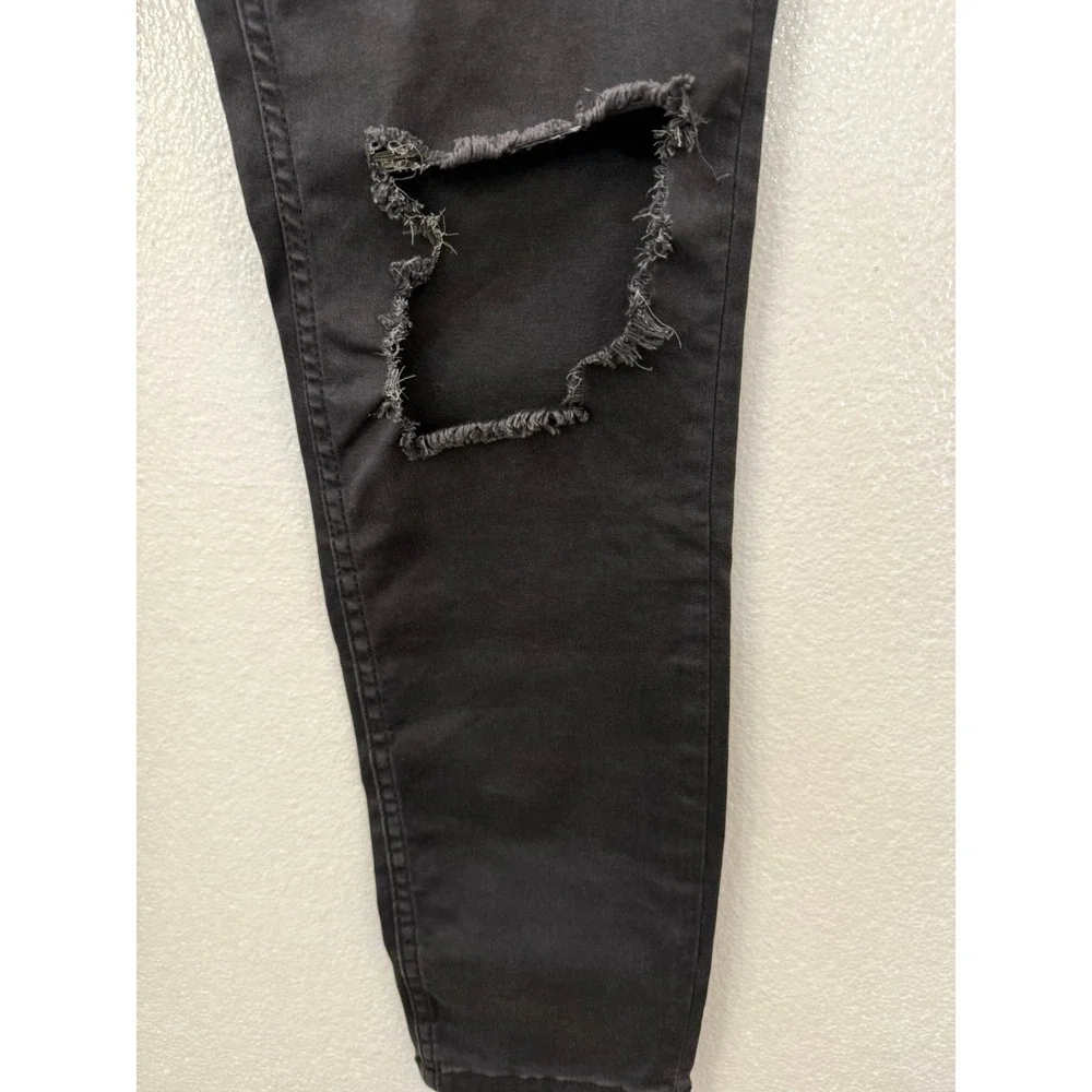 Free People Size 30 Distressed Black Ankle‎ Knee Hole Jeans